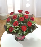 Luxury red rose dozen
